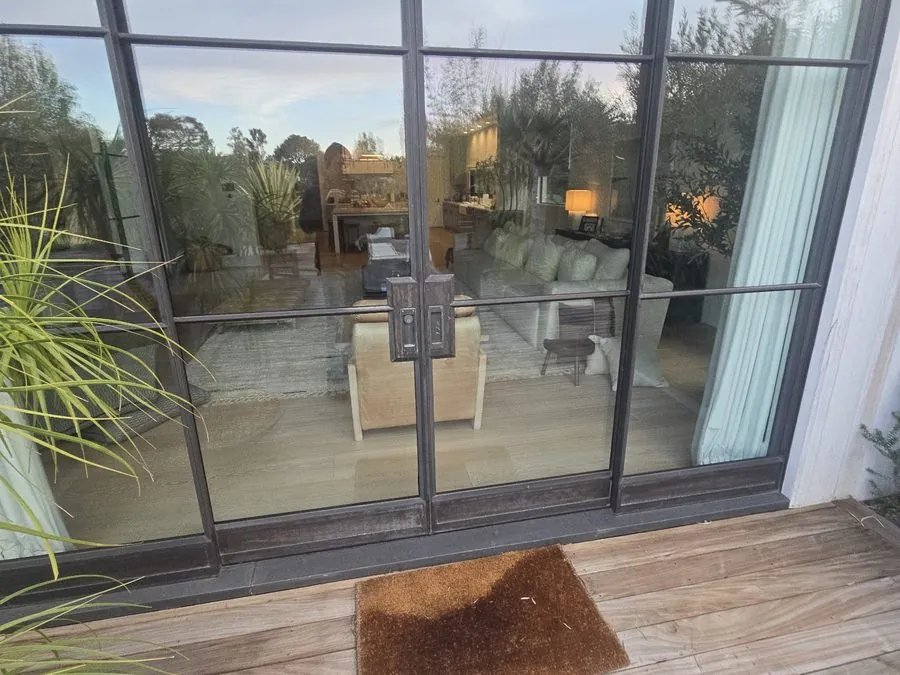 Fleetwood steel-look grid door wall